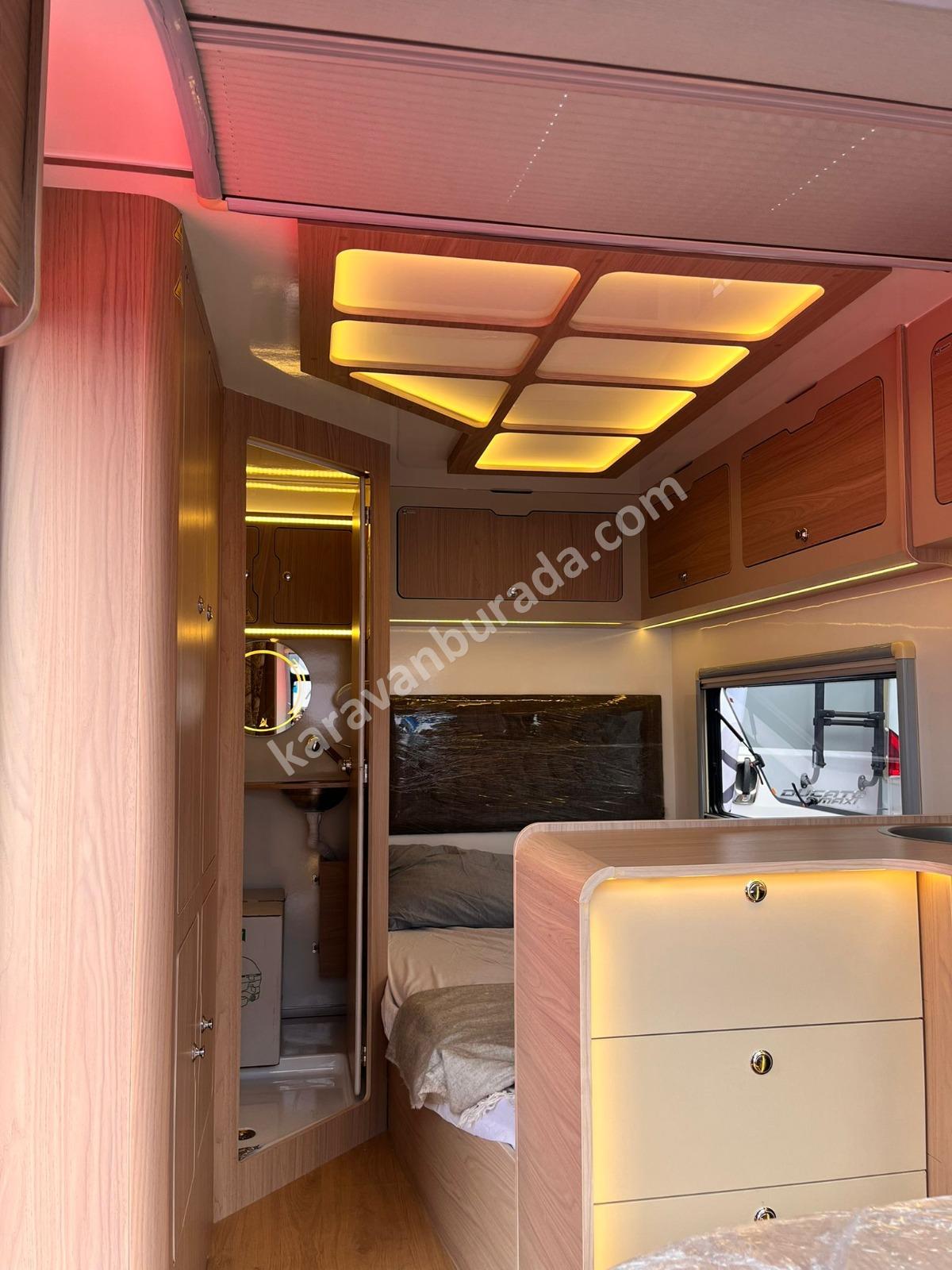 Çok az kullanılmış Tam Dolu 2026 model Avcı Çekme Karavan - 9