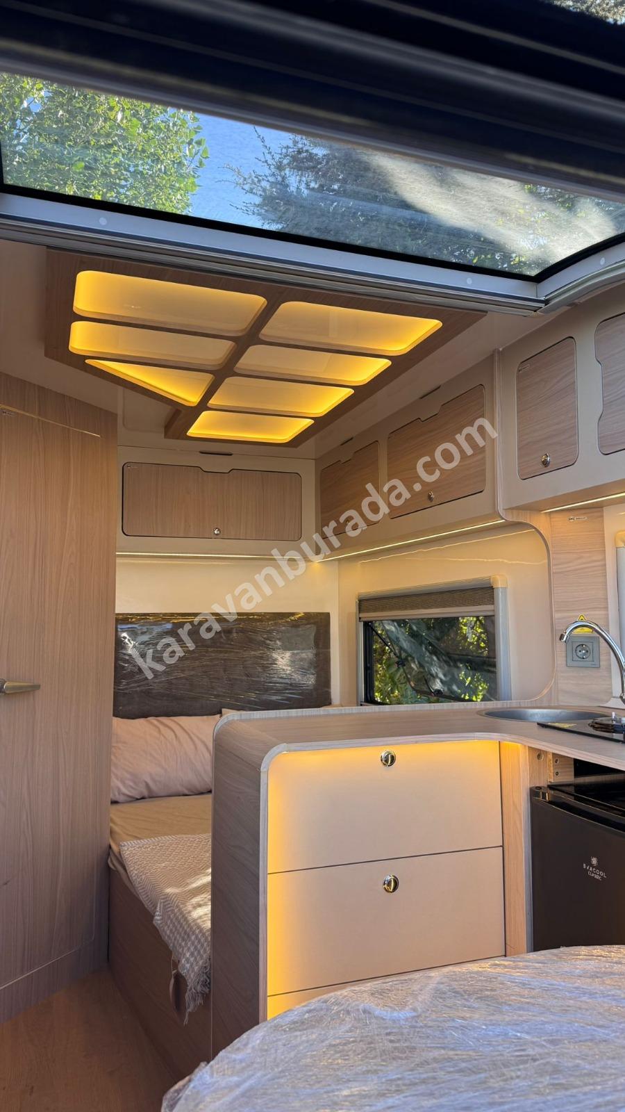 Çok az kullanılmış Tam Dolu 2026 model Avcı Çekme Karavan - 12
