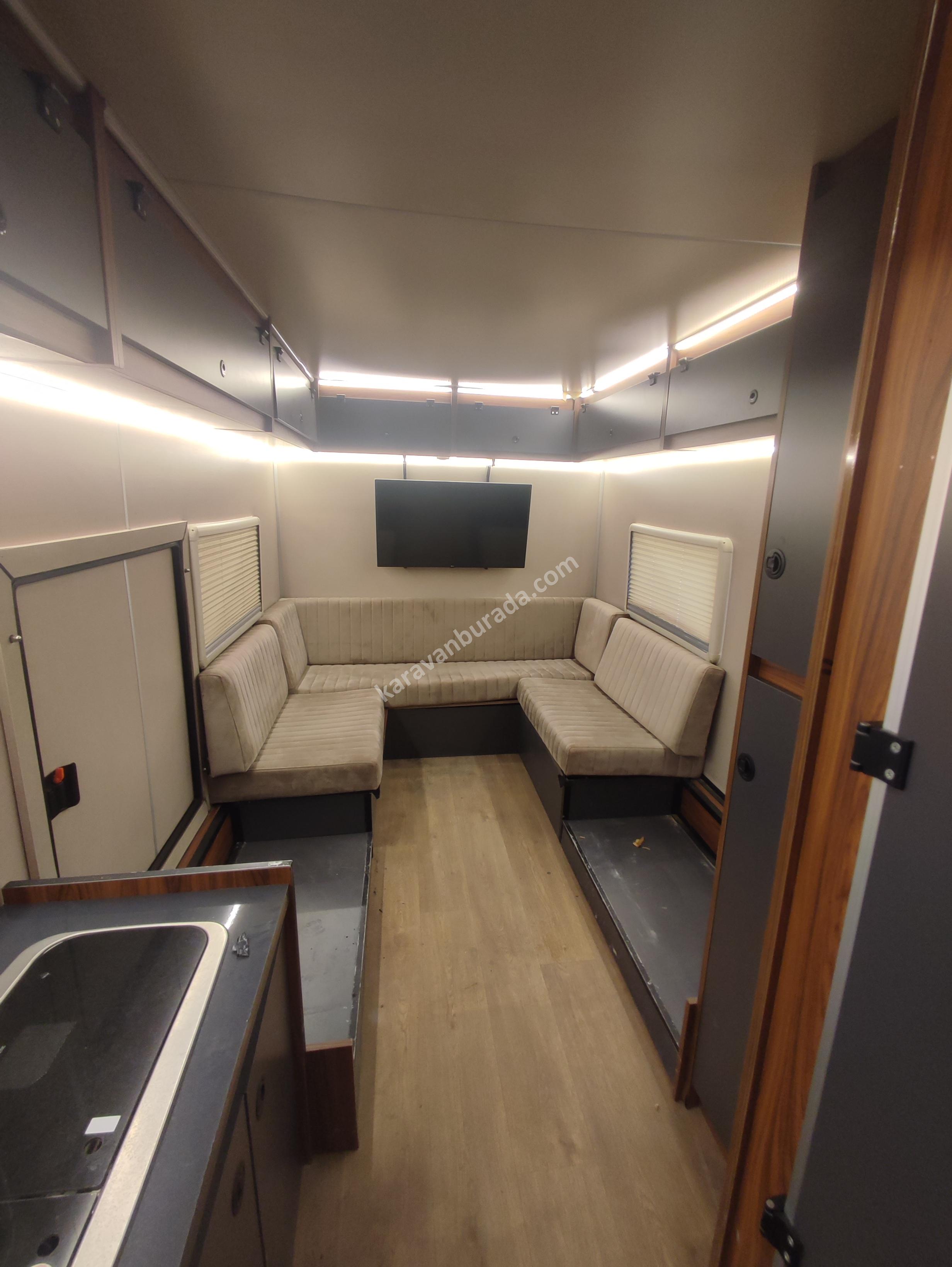 IVECO UZUN ŞASİ DÜŞÜK KM ÖZEL YAPIM KARAVAN - 6