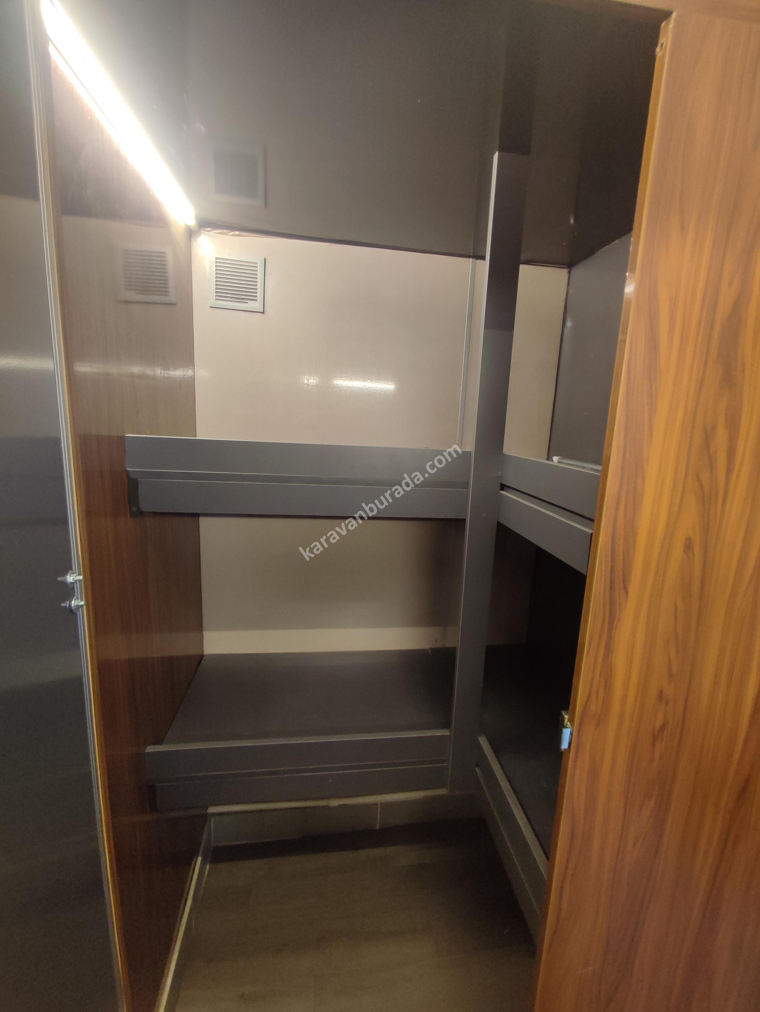 IVECO UZUN ŞASİ DÜŞÜK KM ÖZEL YAPIM KARAVAN - 11